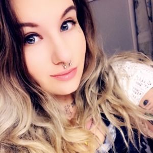 Meet your Posher, Carly